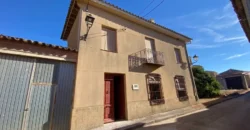 Casa independiente con patio en Capillas. Casa independiente con patio en Capillas.