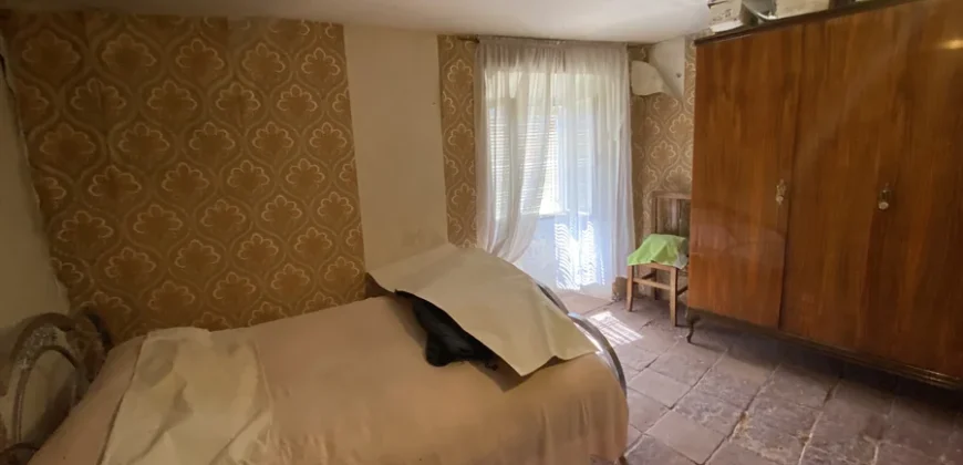Casa independiente de pueblo para reformar