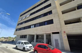 Piso en Palencia de 4 habitaciones 2 baños con garaje y trastero Piso en Palencia de 4 habitaciones 2 baños con garaje y trastero