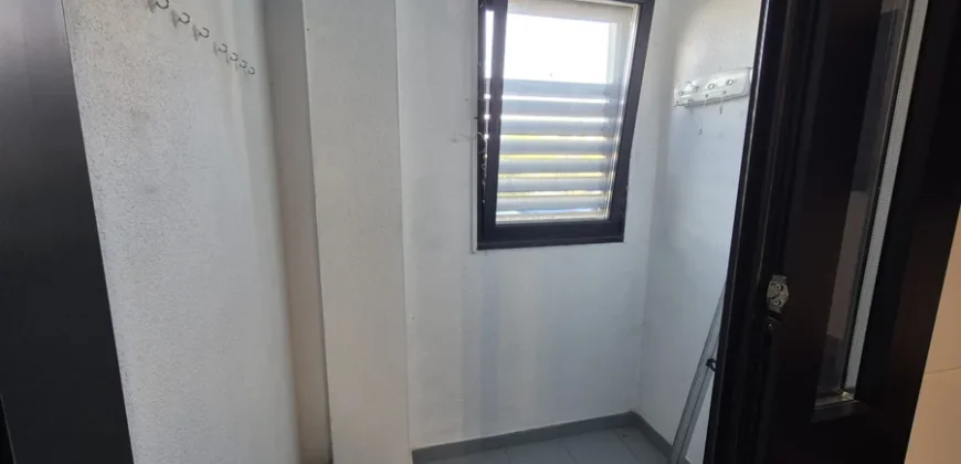 Piso de cuatro habitaciones dos baños con garaje y trastero