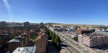Piso de tres habitaciones con garaje