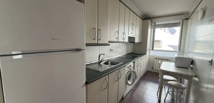 Piso de tres habitaciones dos baños con garaje y trastero