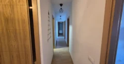 Piso de cuatro habitaciones dos baños con garaje y trastero Piso de cuatro habitaciones dos baños con garaje y trastero