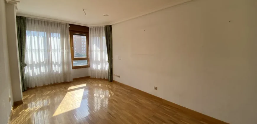 Piso en el centro de Palencia con 3 dormitorios y 2 baños