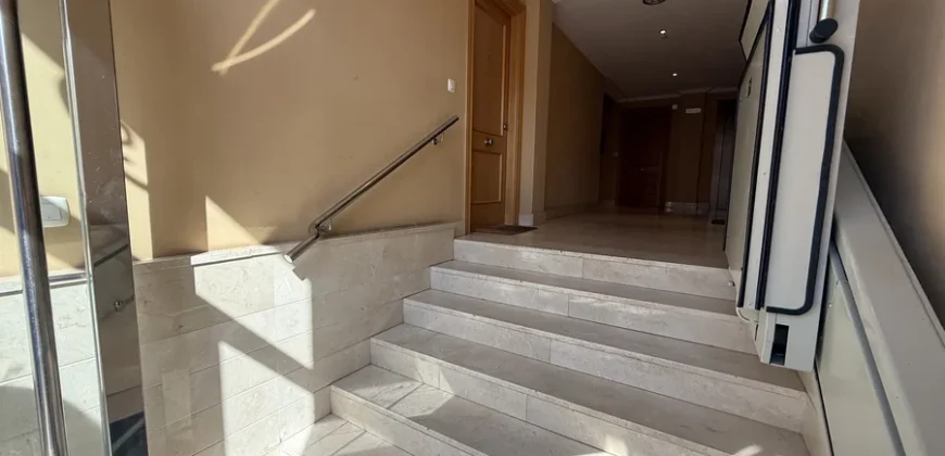 Piso de tres habitaciones dos baños con garaje y trastero