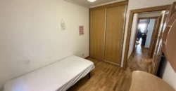 Piso de tres habitaciones dos baños con garaje y trastero Piso de tres habitaciones dos baños con garaje y trastero
