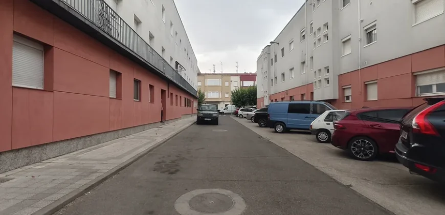 Piso para entrar a vivir de tres habitaciones sin ascensor