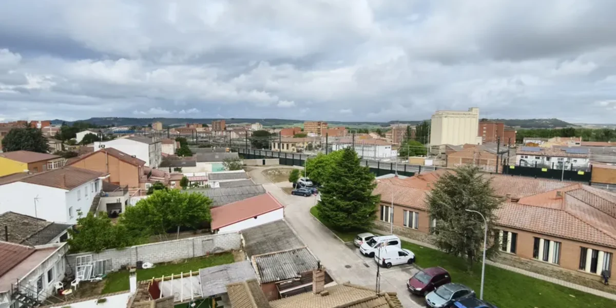 Piso en venta en Venta de Baños con 3 dormitorios y terraza Piso en venta en Venta de Baños con 3 dormitorios y terraza