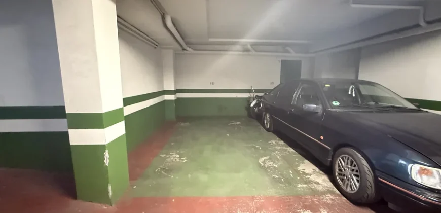 Piso de tres habitaciones dos baños con garaje y trastero