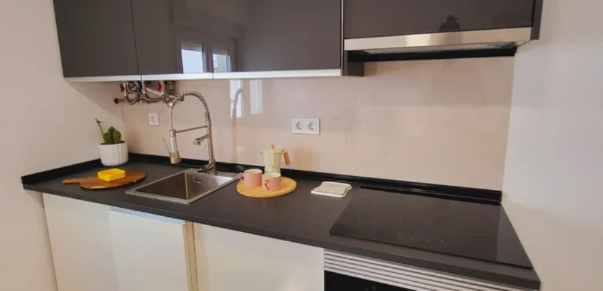 Piso de tres habitaciones reformado en San Juanillo