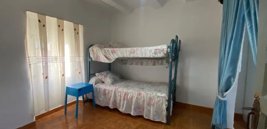 Chalet adosado en Baltanas.