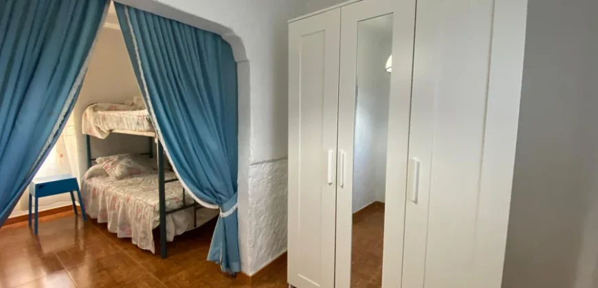 Chalet adosado en Baltanas.