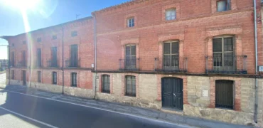 Chalet adosado en Baltanas.