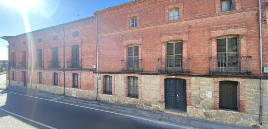 Chalet adosado en Baltanas.