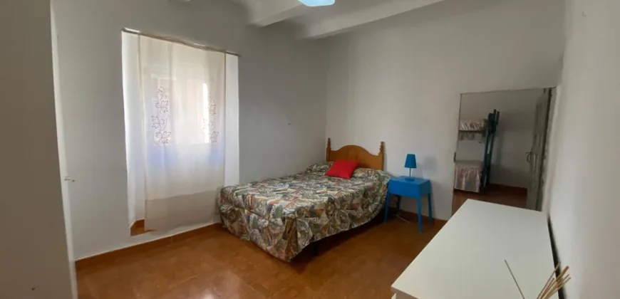 Chalet adosado en Baltanas.