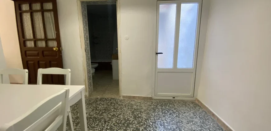 Chalet adosado en Baltanas.