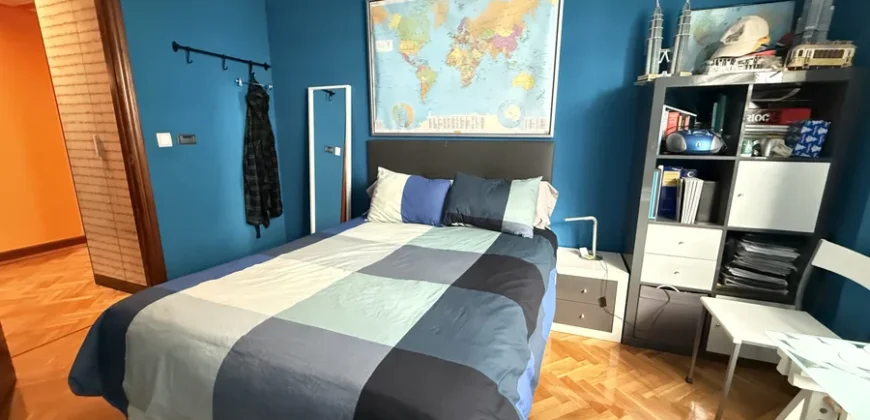 Piso céntrico de tres habitaciones para entrar a vivir