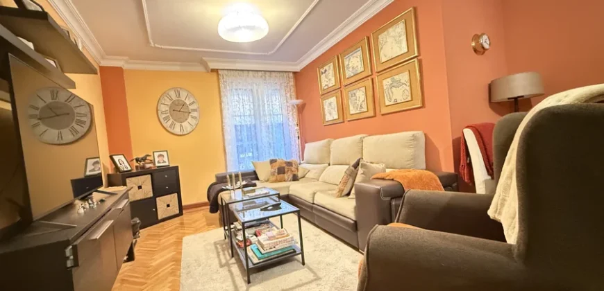 Piso céntrico de tres habitaciones para entrar a vivir