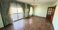 Piso de cuatro habitaciones en Casado del Alisal. Piso de cuatro habitaciones en Casado del Alisal.
