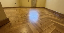 Piso céntrico de 2 habitaciones con garaje. Piso céntrico de 2 habitaciones con garaje.
