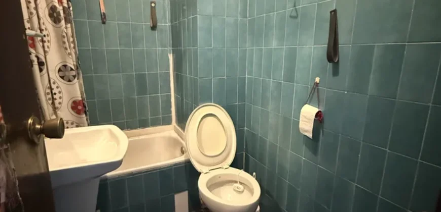 Piso para reformar de tres habitaciones con garaje