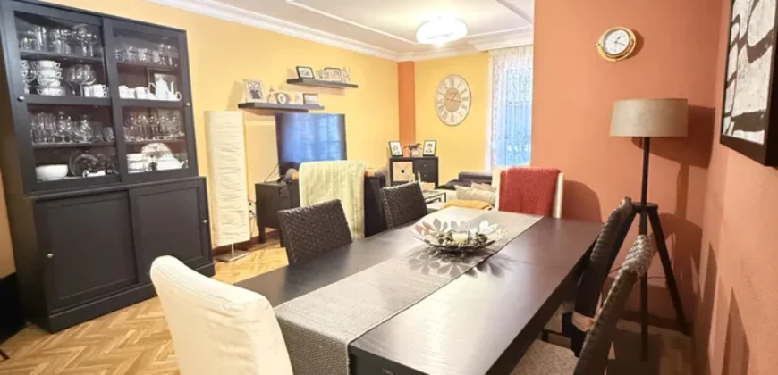 Piso céntrico de tres habitaciones para entrar a vivir