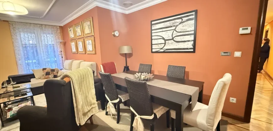 Piso céntrico de tres habitaciones para entrar a vivir