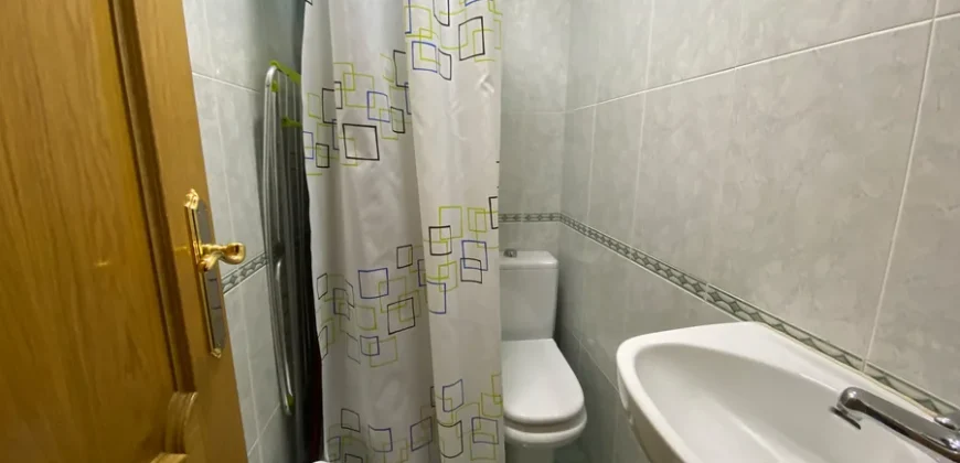 Ático de tres habitaciones con dos terrazas en el Cristo.