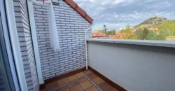 Ático de tres habitaciones con dos terrazas en el Cristo. Ático de tres habitaciones con dos terrazas en el Cristo.