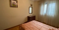 Piso para entrar a vivir de tres habitaciones en Pintor Oliva.