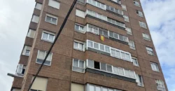 Piso para reformar de tres habitaciones con garaje Piso para reformar de tres habitaciones con garaje