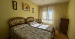 Piso para entrar a vivir de tres habitaciones en Pintor Oliva.