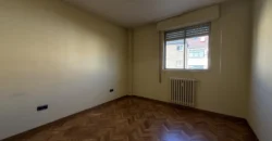 Piso céntrico de 2 habitaciones con garaje. Piso céntrico de 2 habitaciones con garaje.